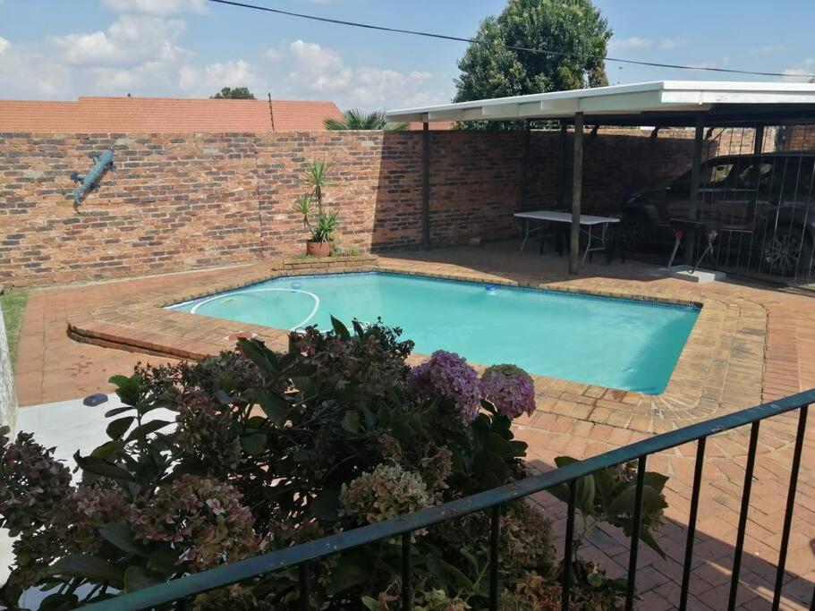 The Hidden Villa Boksburg Exterior photo
